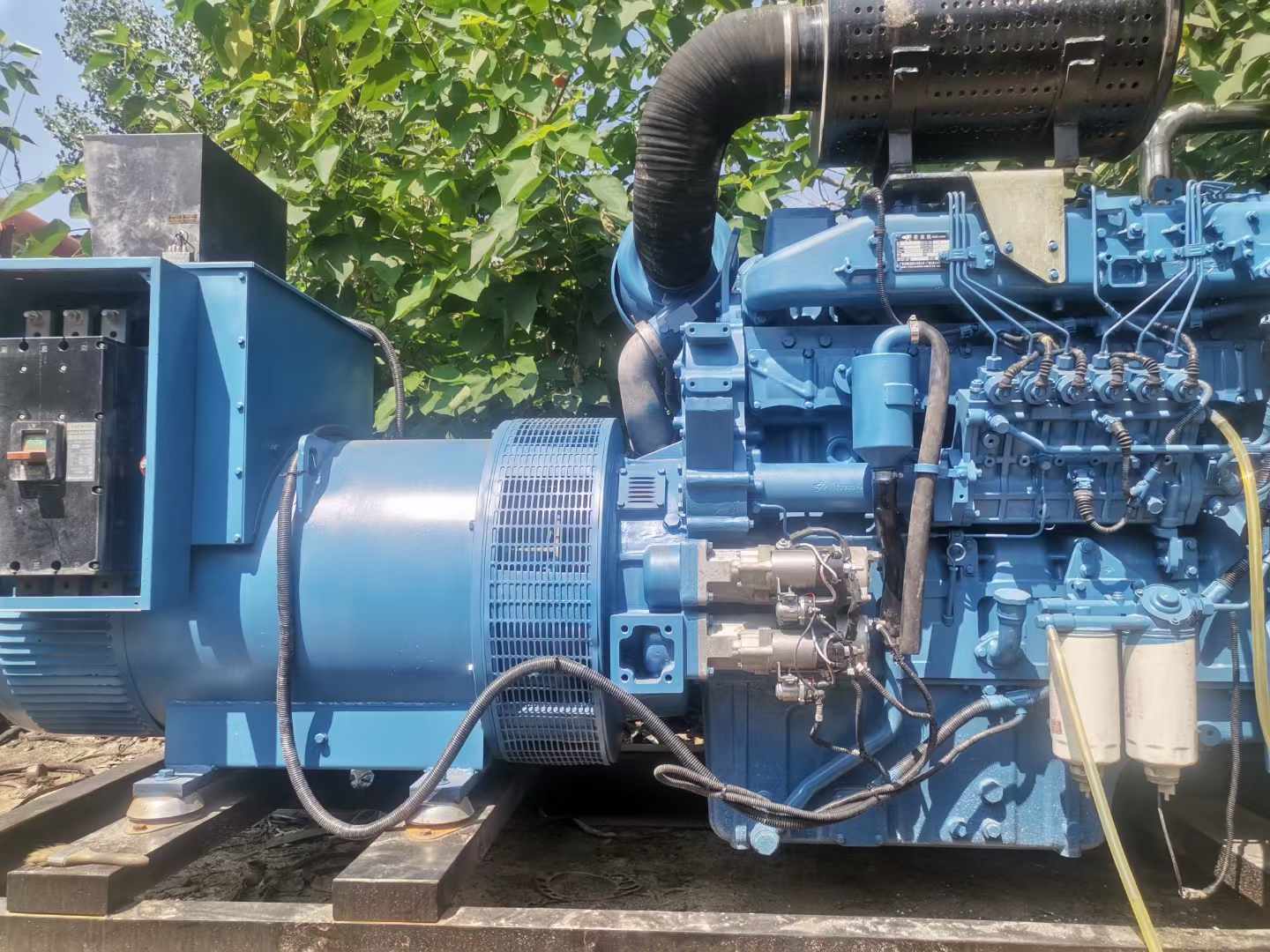 商城详细说明降低 800kW 柴油发电机输出电流波动的方法